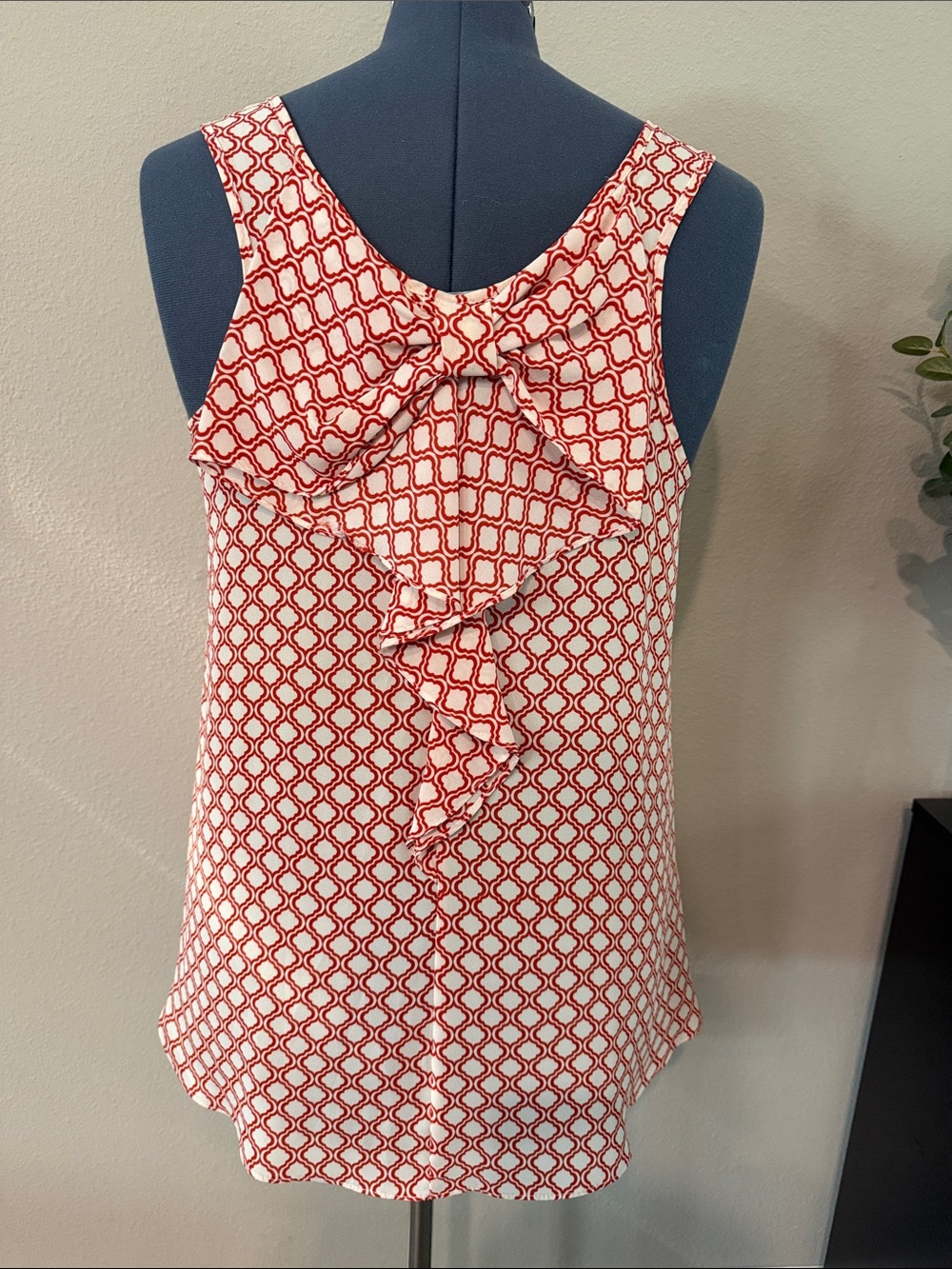 Red Geometric Ruffle-Back Sleeveless Camisole